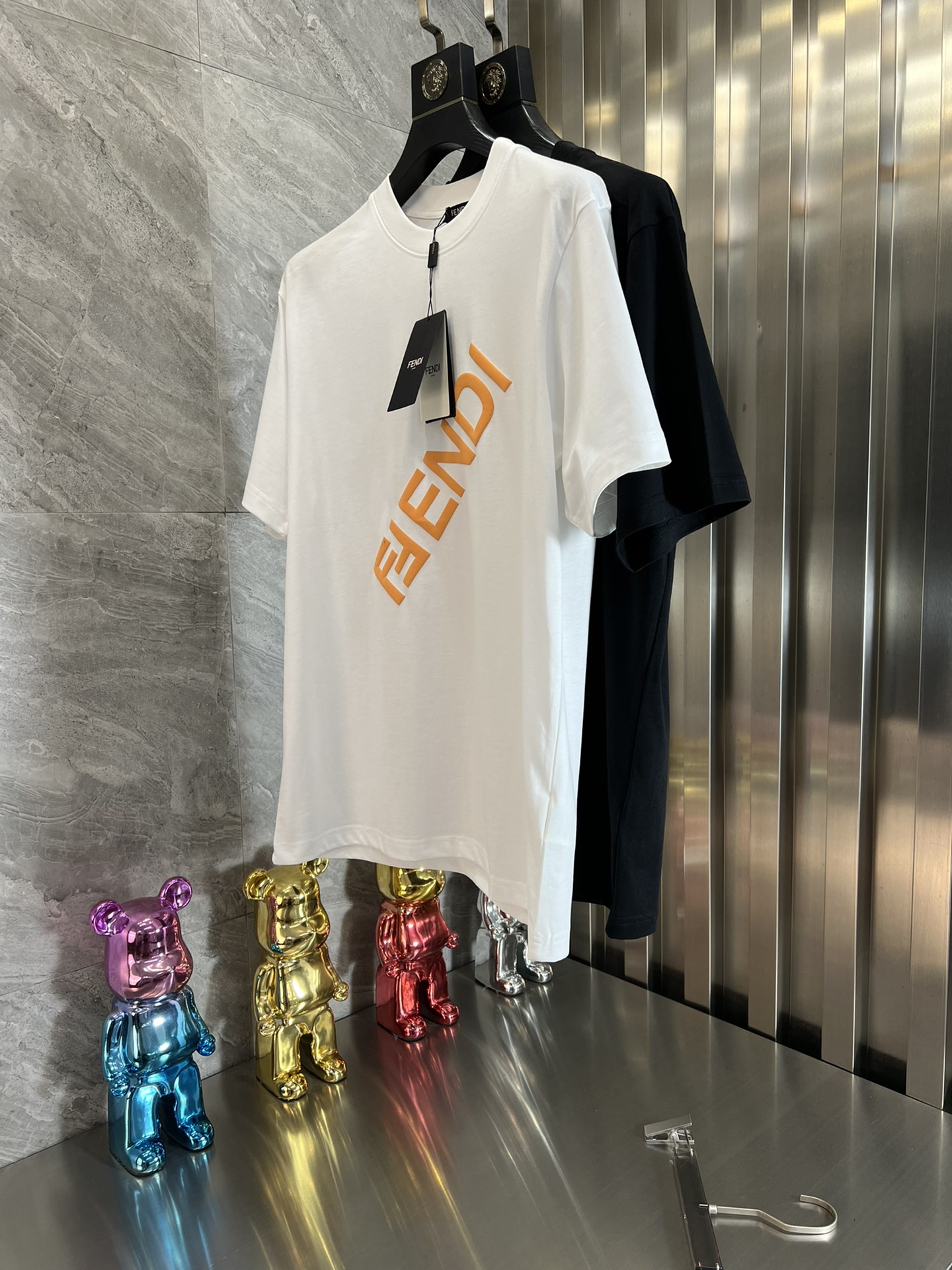 Fendi spring and summer new products three standard complete T shirt short sleeved counters are available for sale at the same time good products do